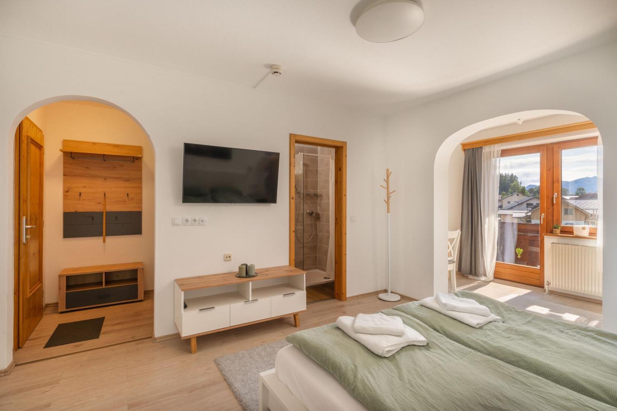 Lobe Apartment Бад-Міттерндорф Екстер'єр фото